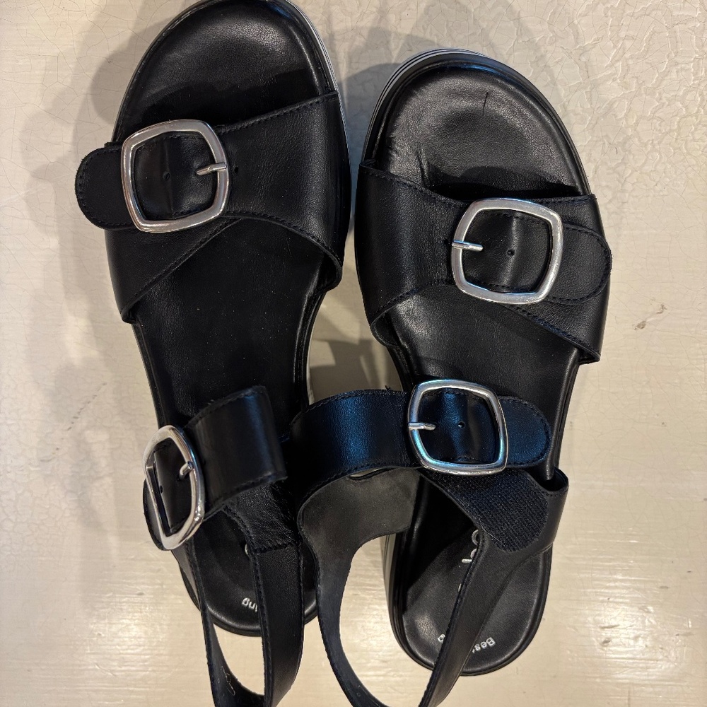 Gabor sandals - black with silver buckles - size 9